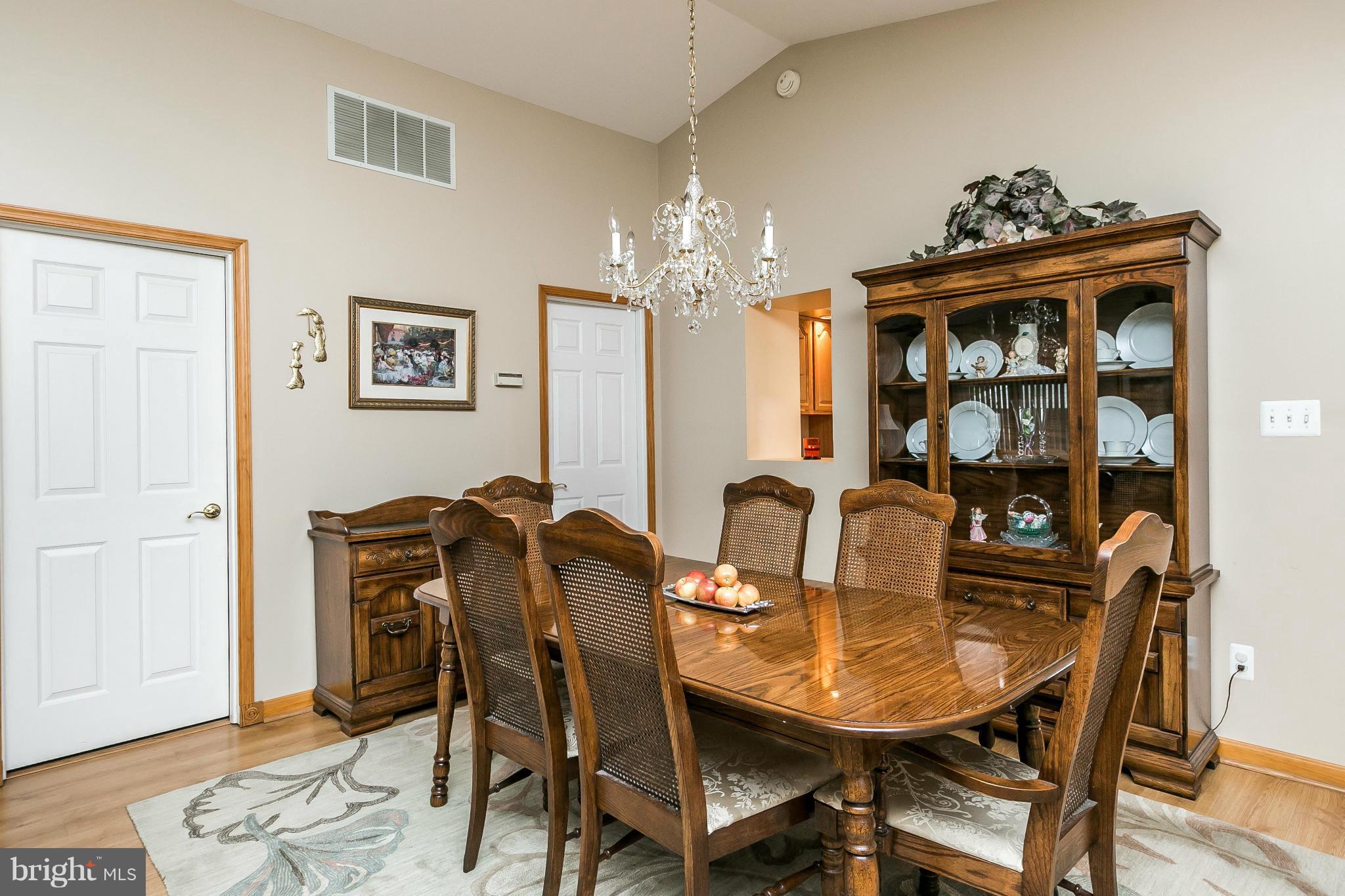 343 George Avenue Baltimore, MD 21221 - Photo 13 of 30 Dining Room