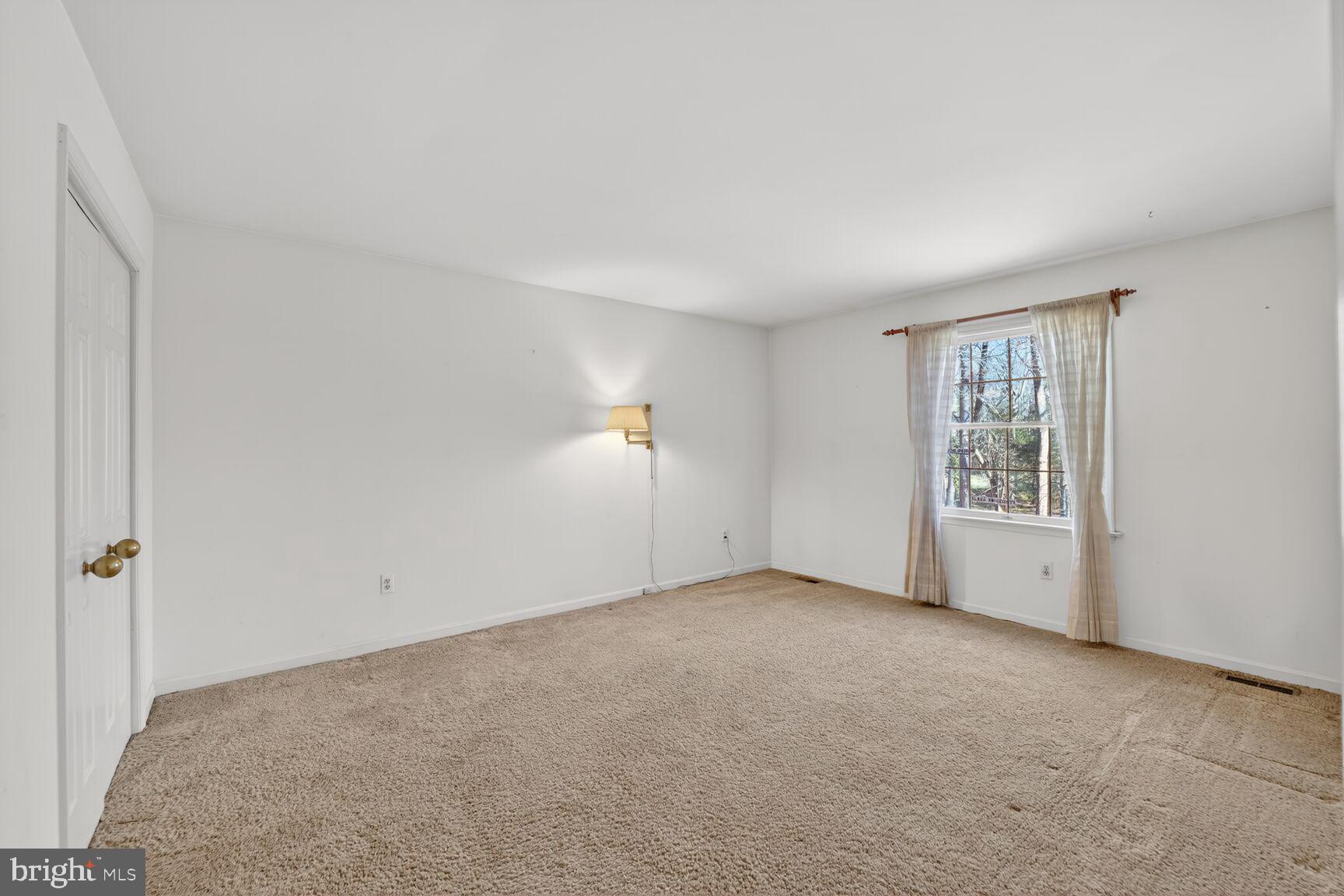995 St George Barber Road Davidsonville, MD 21035 - Photo 23 of 35 Bedroom