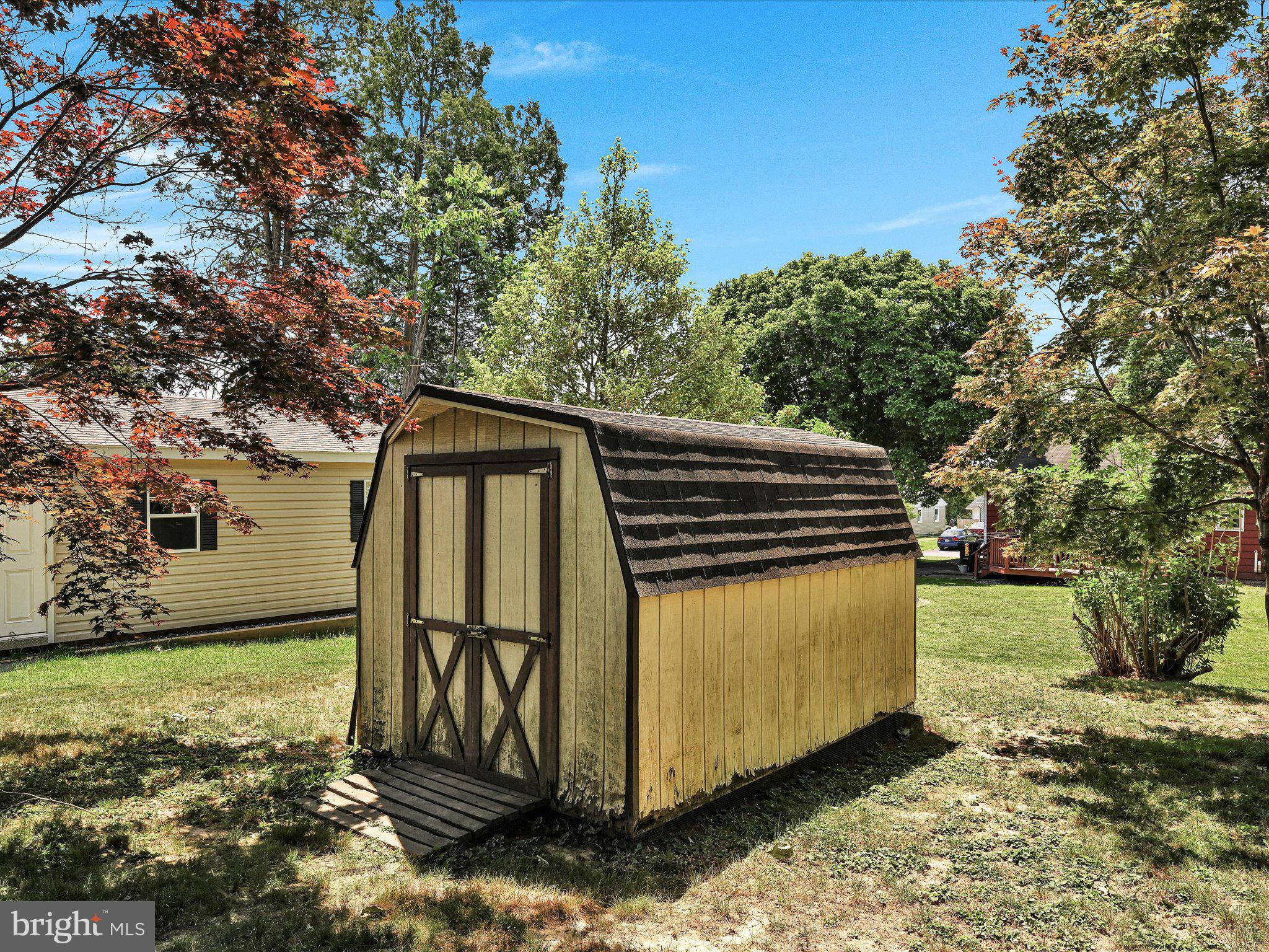 2058 Stone Mill Road Lancaster, PA 17603 - Photo 29 of 31 Shed