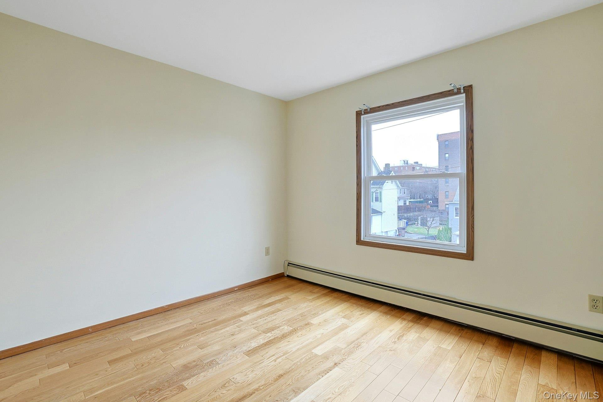 149 Locust Avenue New Rochelle, NY 10805 - Photo 22 of 41 Alternate view of the Bedroom 2
