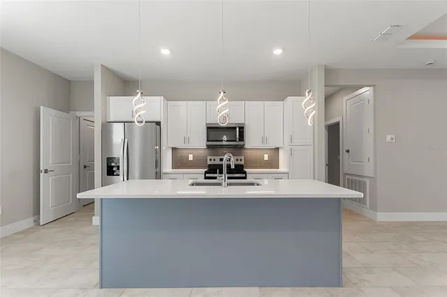 $2,095 | 3473 South San Mateo Drive, North Port, FL 34288