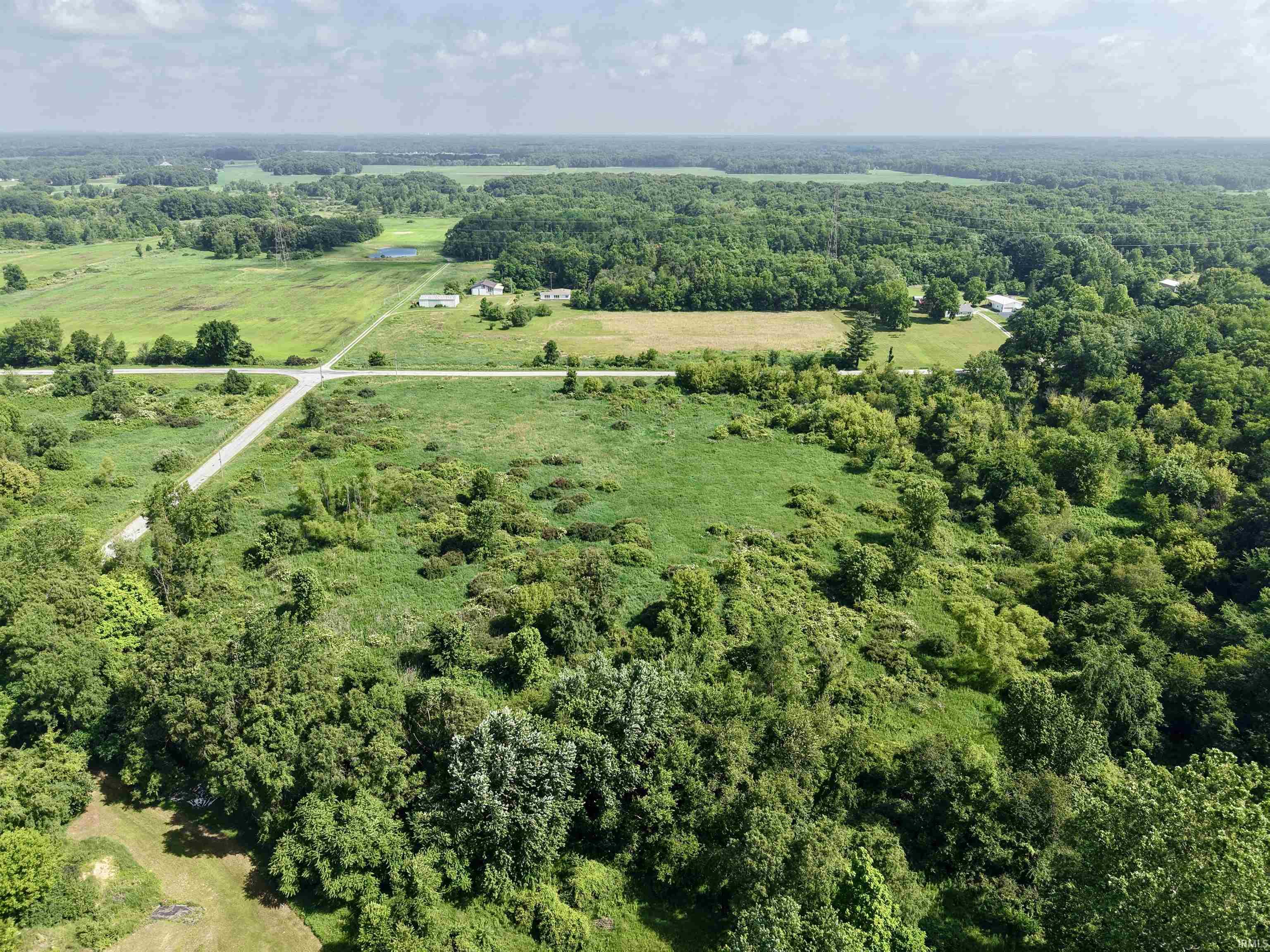 750 E SOUTH County Road Knox, IN 46534 - Photo 12 of 32