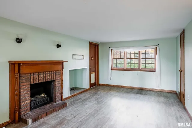 $150,000 | 395 North Hankins Road, Harrisburg, IL 62946