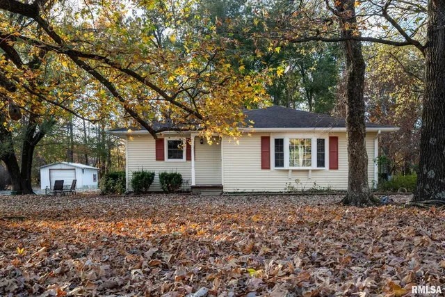 $150,000 | 395 North Hankins Road, Harrisburg, IL 62946