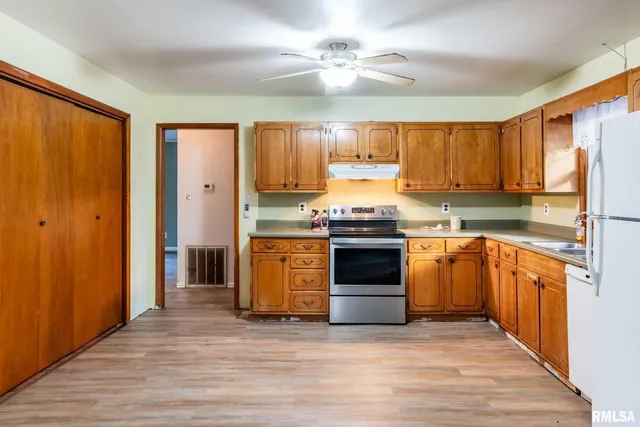 $150,000 | 395 North Hankins Road, Harrisburg, IL 62946