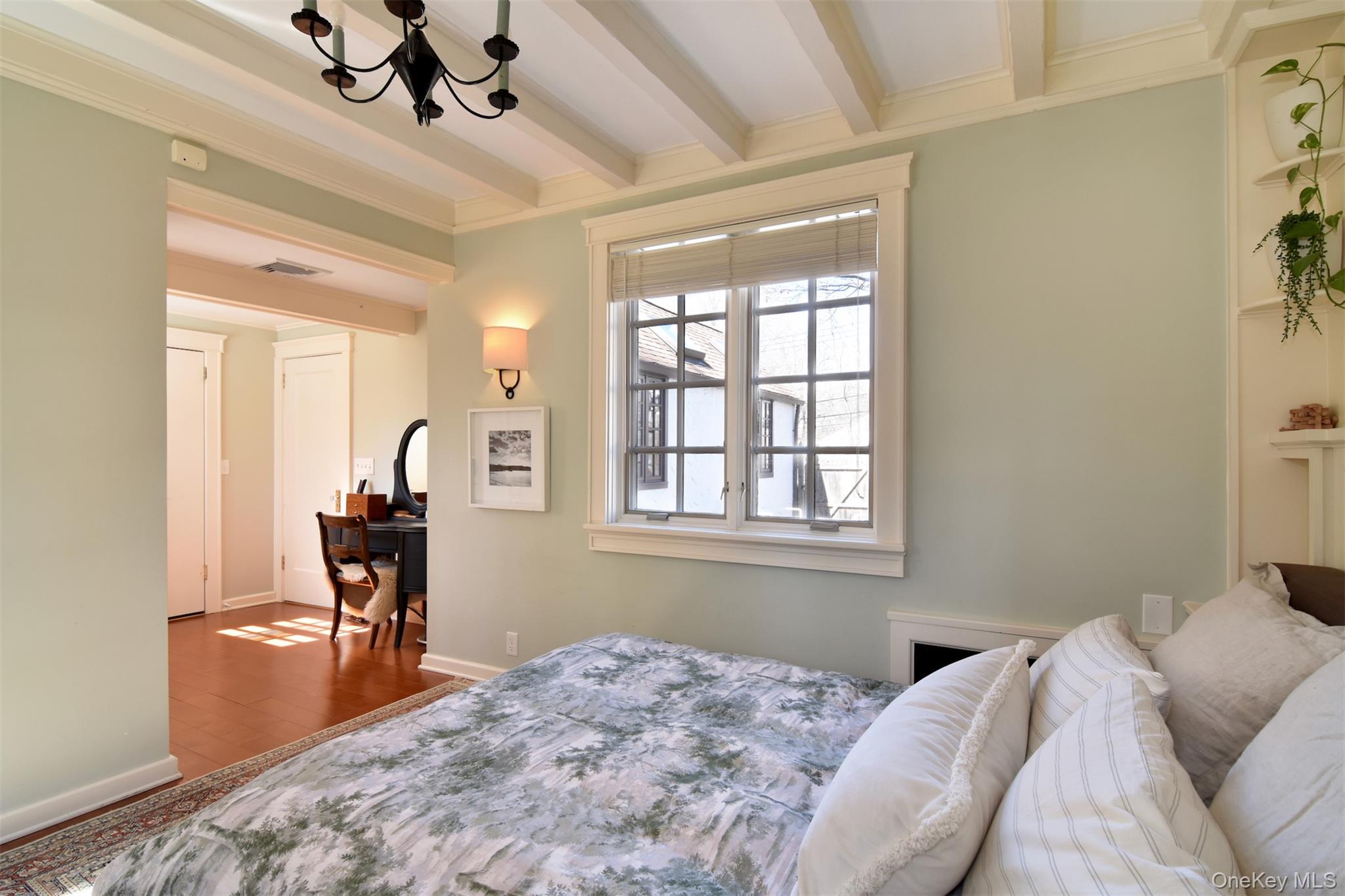 116 Potter Road Scarsdale, NY 10583 - Photo 16 of 38 Primary bedroom with beamed ceiling.