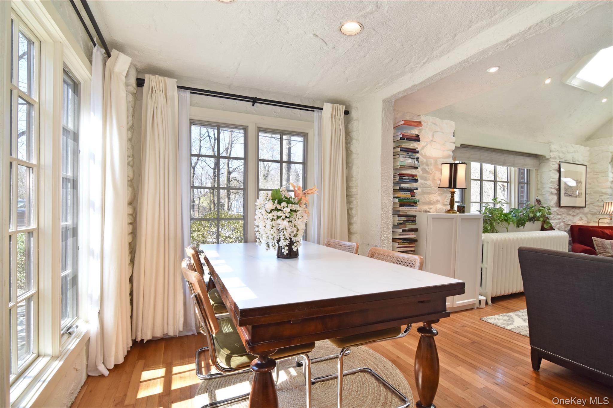 116 Potter Road Scarsdale, NY 10583 - Photo 3 of 38 Dining area opening to living room.