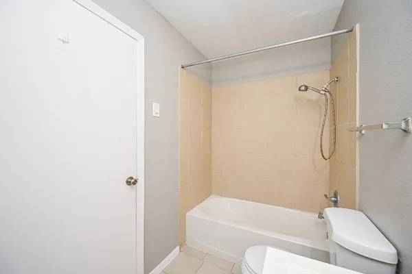 $1,195 | 16303 Lyons School Road, Unit 703, Spring, TX 77379