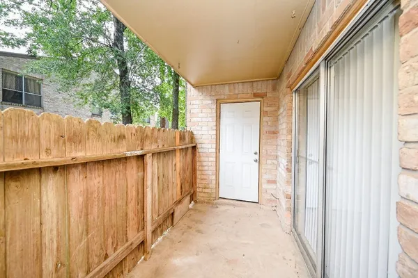 $1,195 | 16303 Lyons School Road, Unit 703, Spring, TX 77379