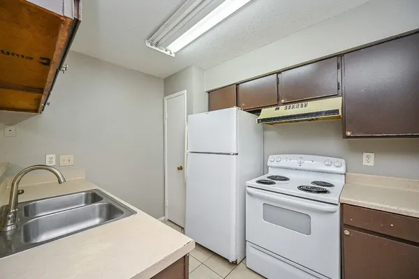 $1,195 | 16303 Lyons School Road, Unit 703, Spring, TX 77379