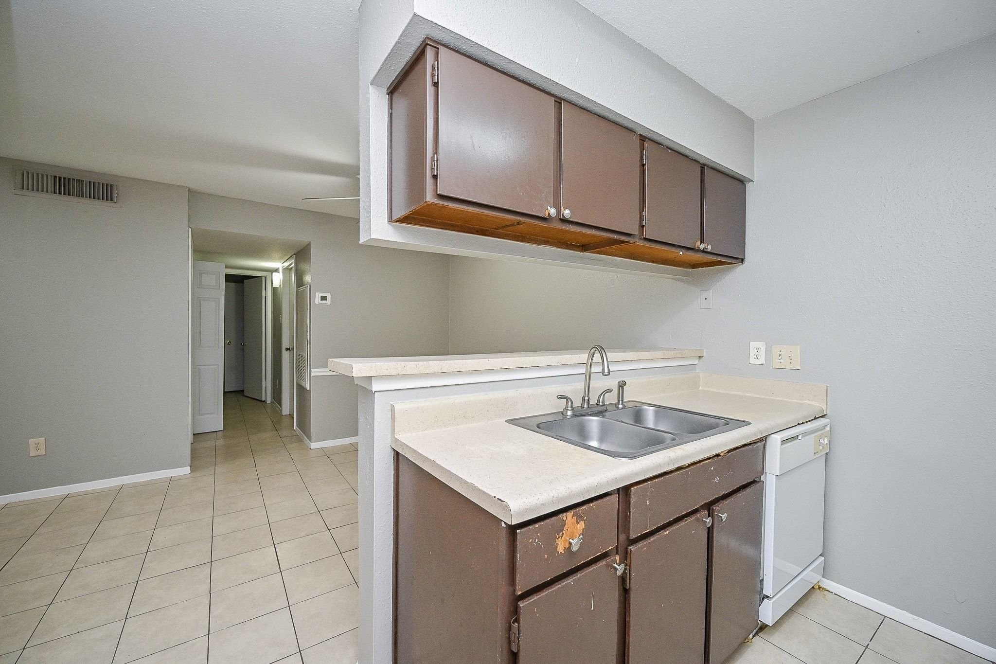16303 Lyons School Road, Unit 703 Spring, TX 77379 - Photo 7 of 19 a bathroom with a sink and a mirror