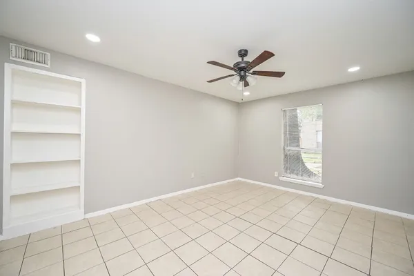 $1,050 | 16303 Lyons School Road, Unit 703, Spring, TX 77379