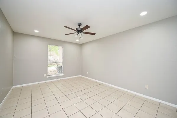 $1,195 | 16303 Lyons School Road, Unit 703, Spring, TX 77379