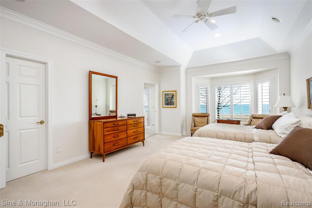 1020 Lake Shore Road Grosse Pointe Shores, MI 48236 - Photo 53 of 94
