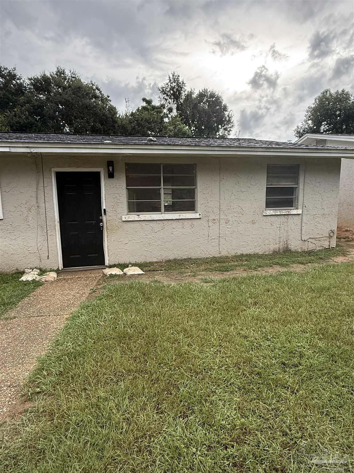 671 East Olive Road, Unit 6 Pensacola, FL 32514 - Photo 2 of 8