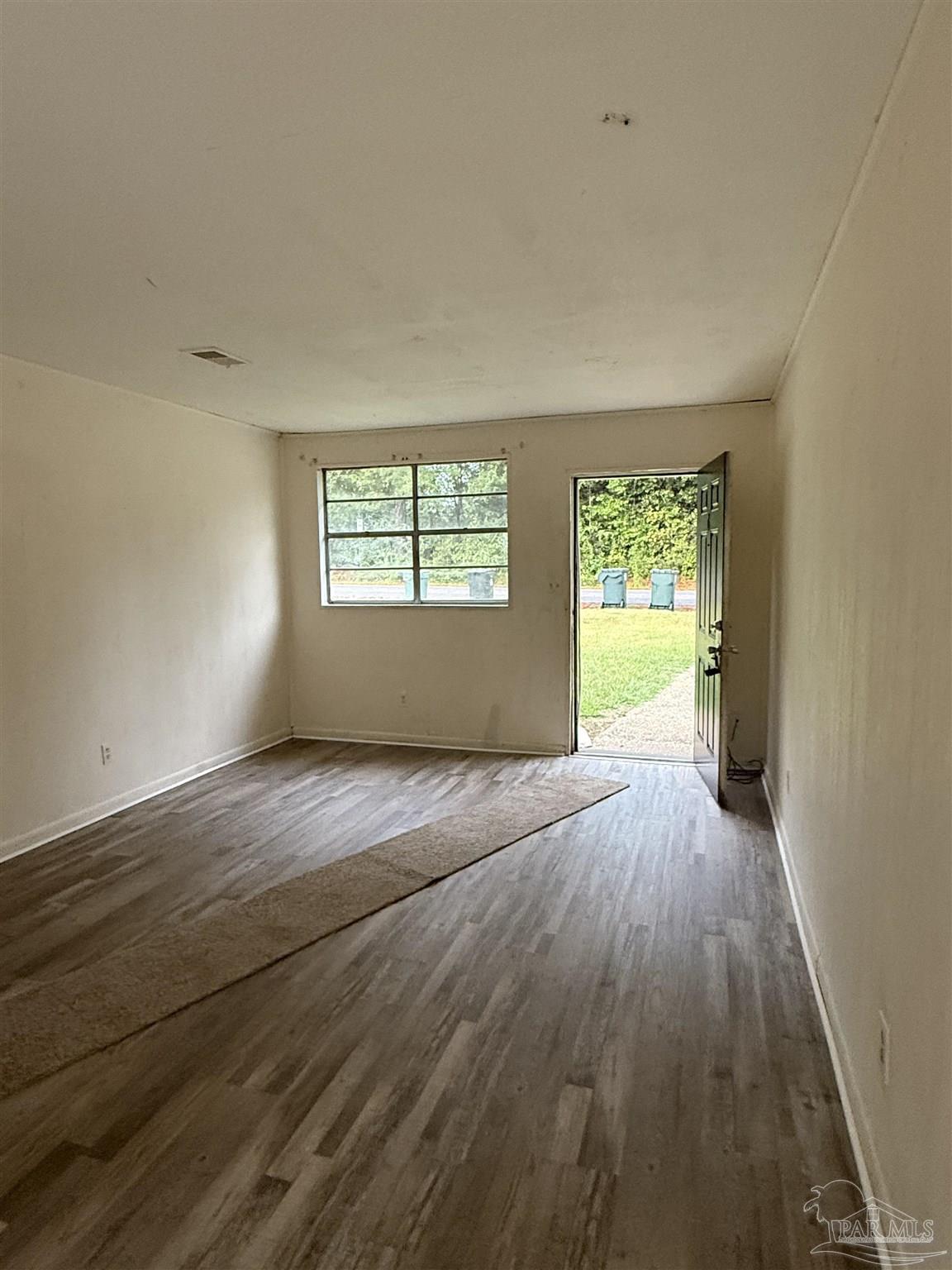 671 East Olive Road, Unit 6 Pensacola, FL 32514 - Photo 6 of 8