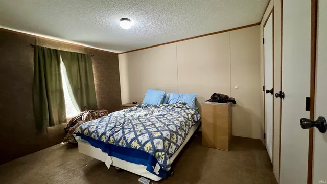 $272,500 | 950 Earl Road, Mitchell, IN 47446