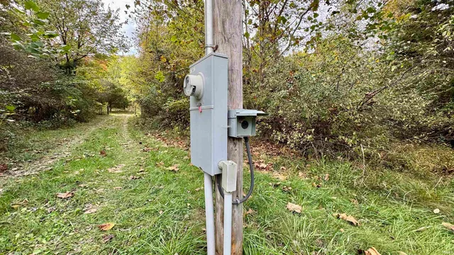 $272,500 | 950 Earl Road, Mitchell, IN 47446