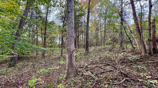 $272,500 | 950 Earl Road, Mitchell, IN 47446