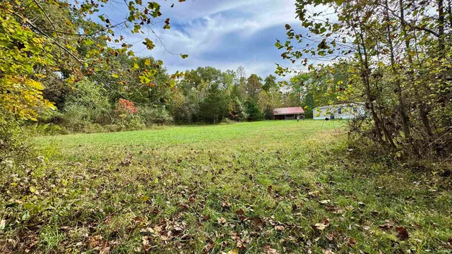 $272,500 | 950 Earl Road, Mitchell, IN 47446