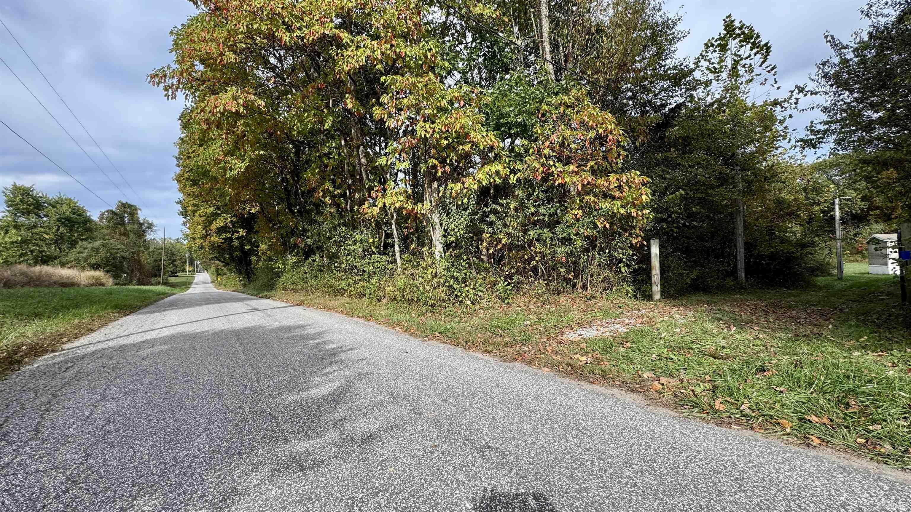 950 Earl Road Mitchell, IN 47446 - Photo 7 of 35