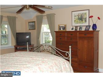 318 Hamilton Road Merion Station, PA 19066 - Photo 11 of 12