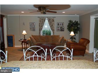 318 Hamilton Road Merion Station, PA 19066 - Photo 7 of 12