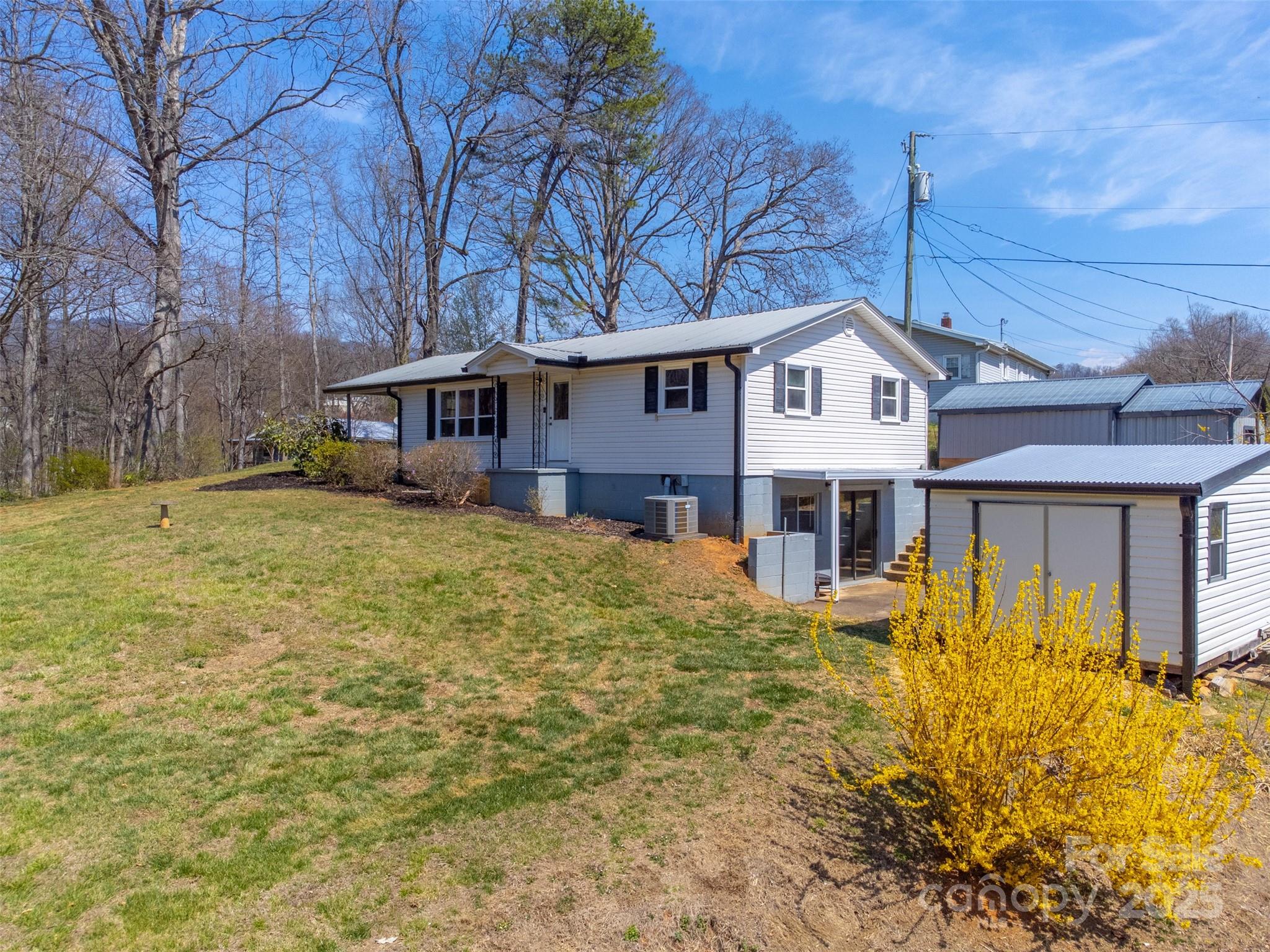 101 Astro Drive Sylva, NC 28779 - Photo 33 of 39