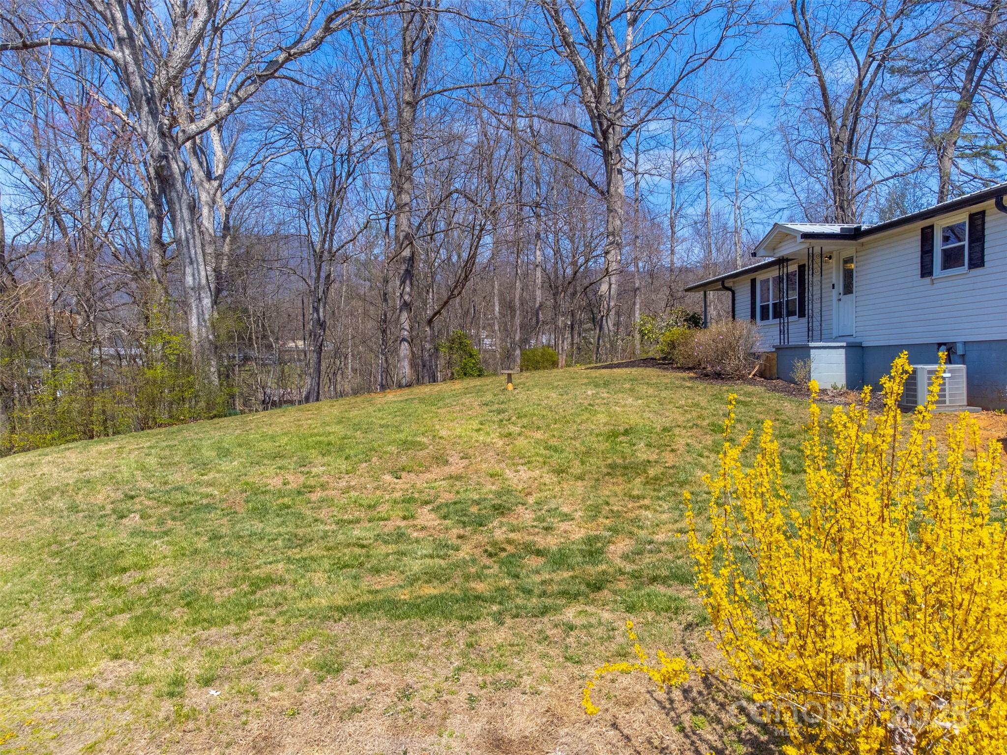 101 Astro Drive Sylva, NC 28779 - Photo 34 of 39