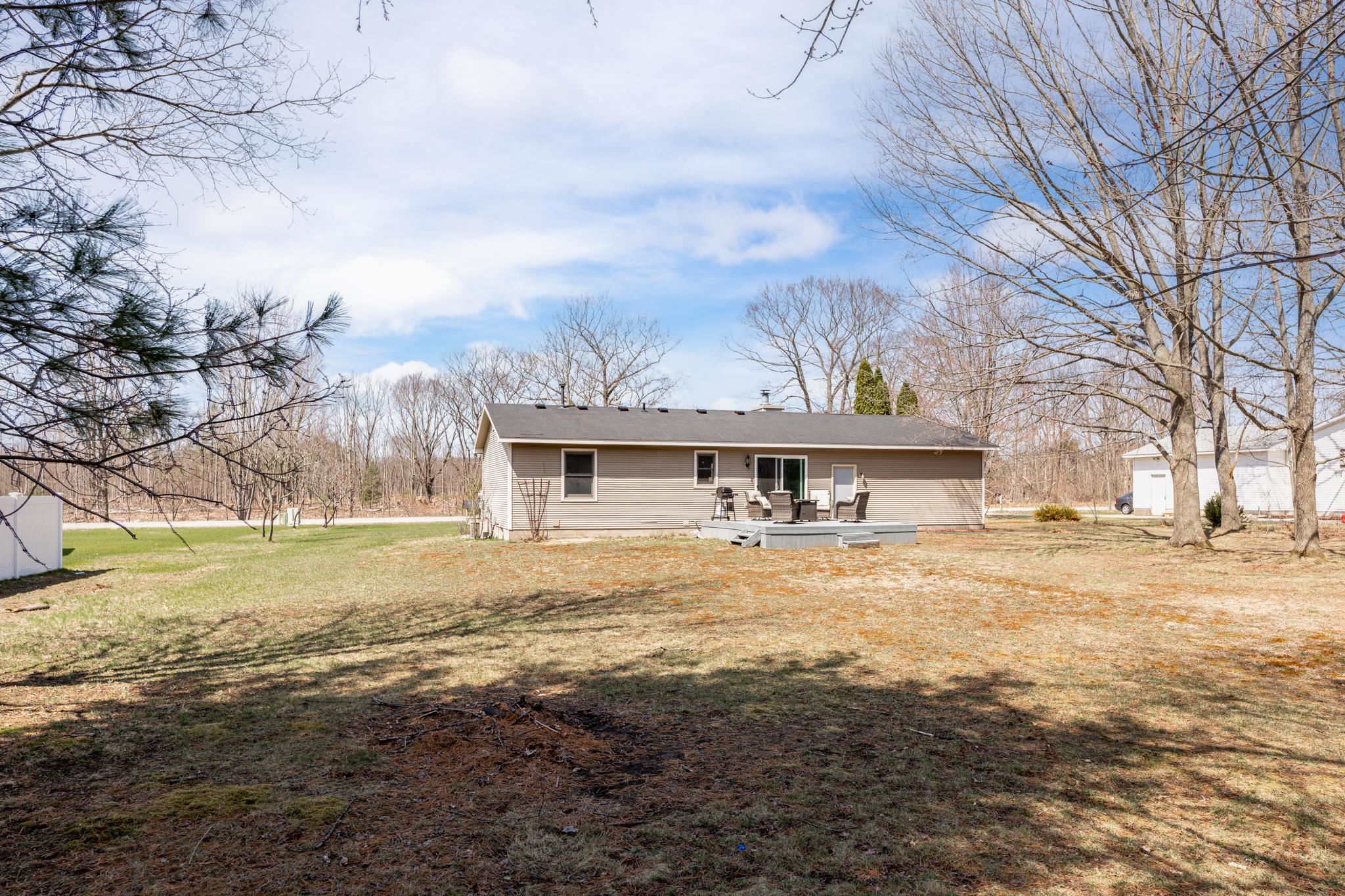 1368 Fisher Road Traverse City, MI 49685 - Photo 27 of 29 1899228-26.JPG