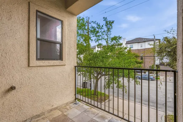 $2,800 | 2816 Rusk Street, Houston, TX 77003