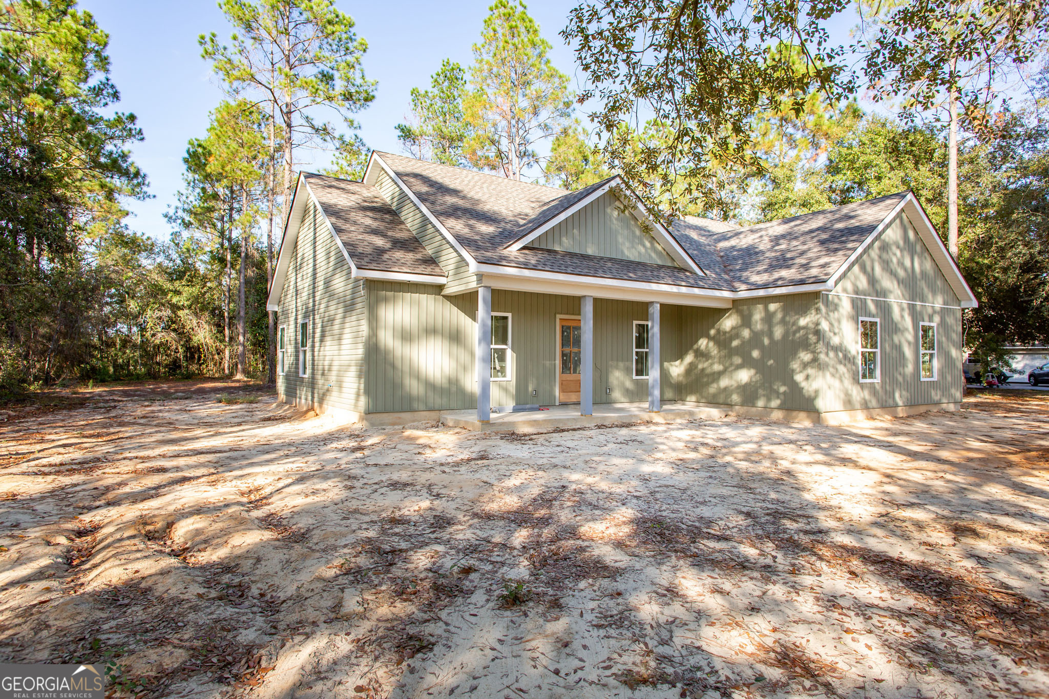 4858 Stanfield Circle Blackshear, GA 31516 - Photo 2 of 23