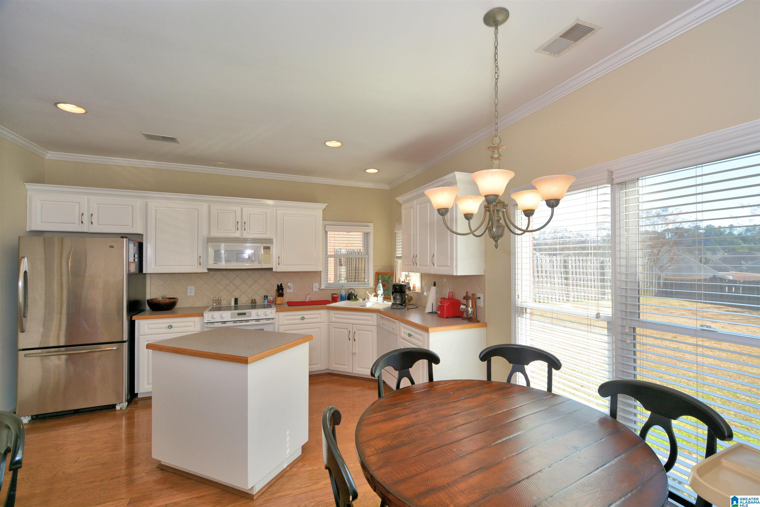 207 Beaver Crest Circle Pelham, AL 35124 - Photo 16 of 33