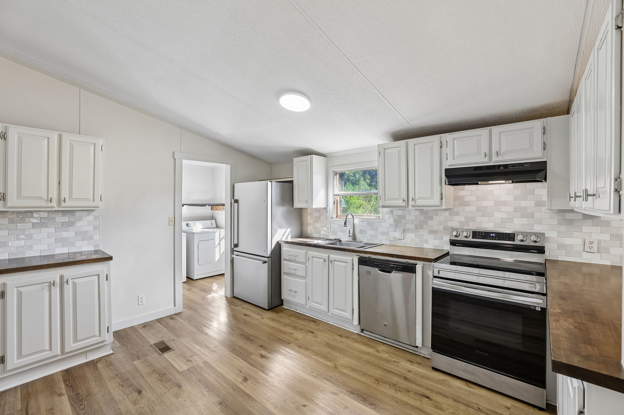 1894 Parker Road Manchester, TN 37355 - Photo 13 of 40 Gallery Image 13