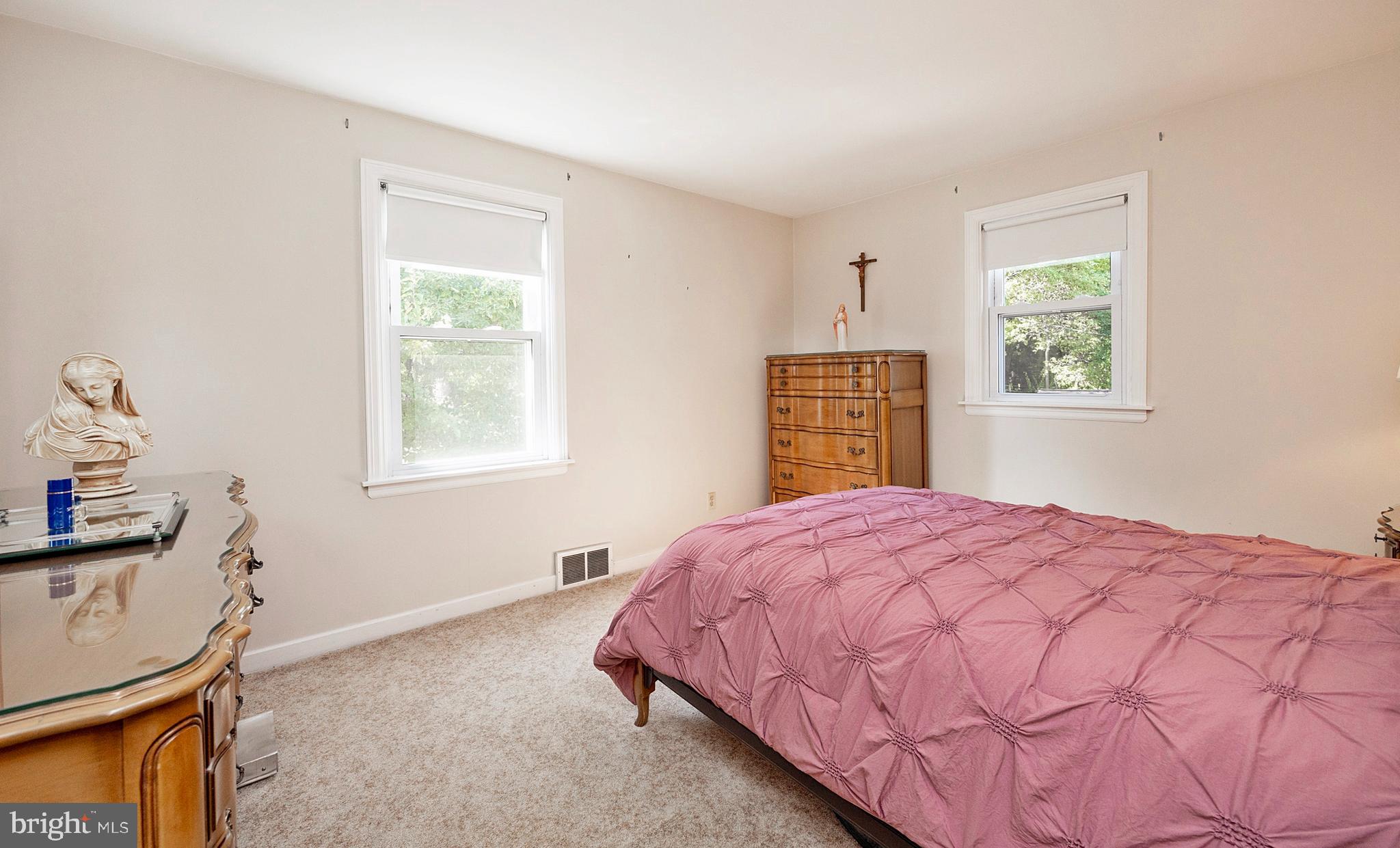 3305 Hilltop Road Newtown Square, PA 19073 - Photo 16 of 28