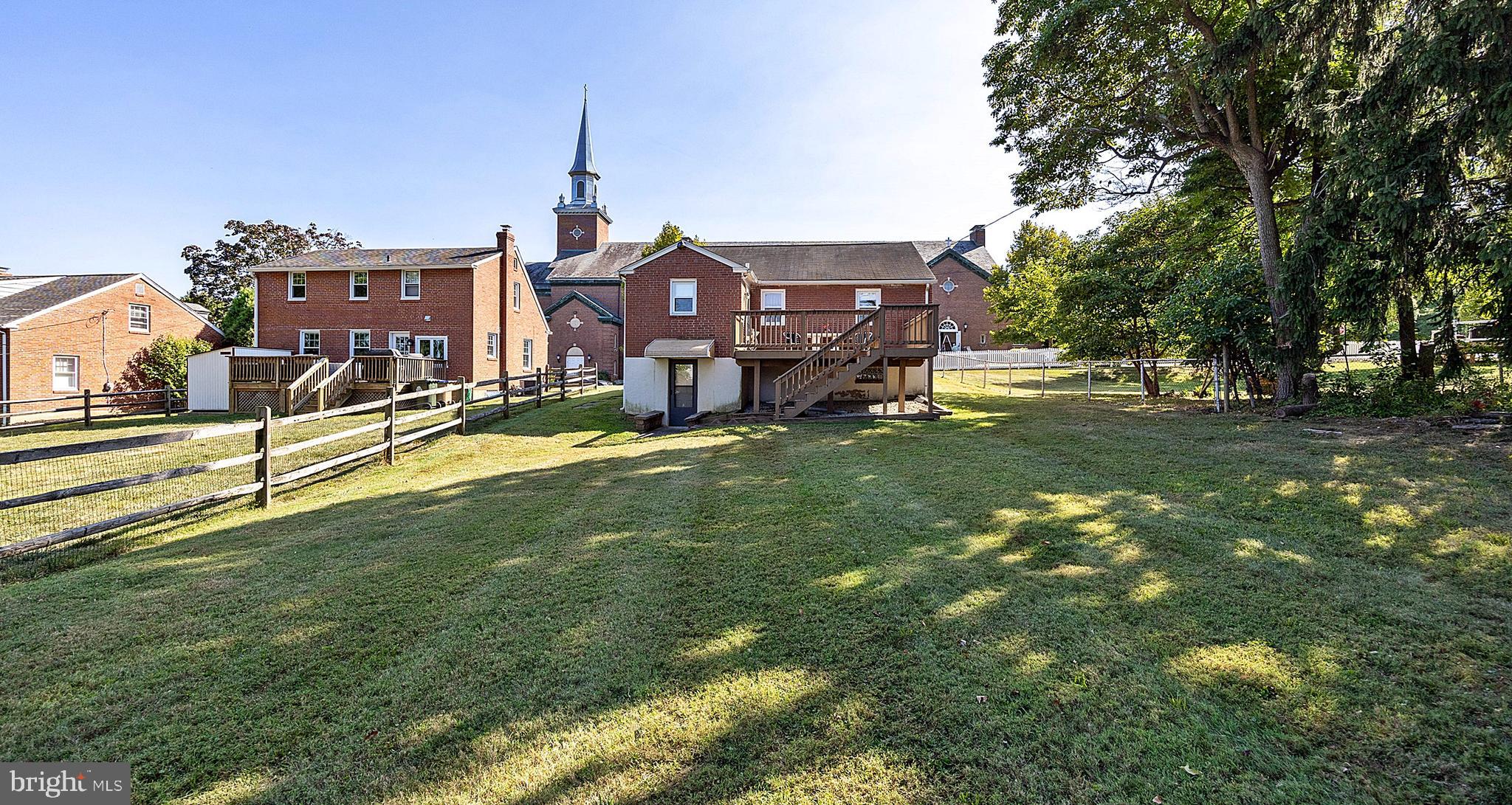 3305 Hilltop Road Newtown Square, PA 19073 - Photo 24 of 28