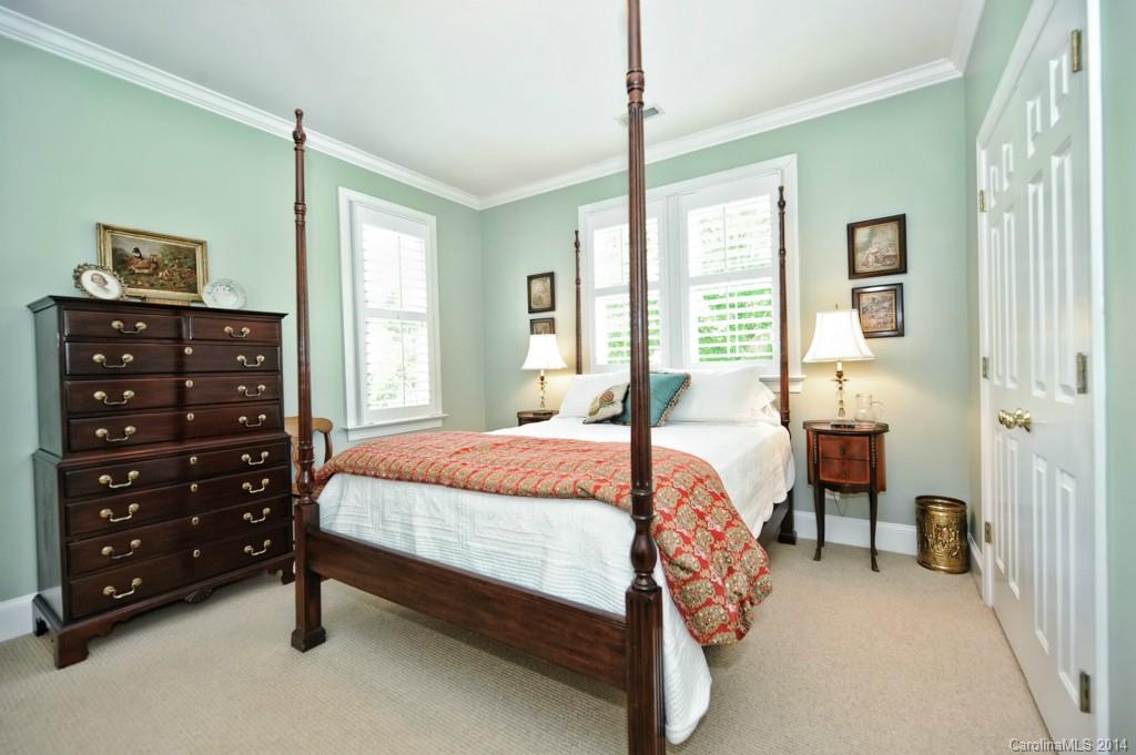 2300 Club Road Charlotte, NC 28205 - Photo 13 of 24 Gallery Image 13