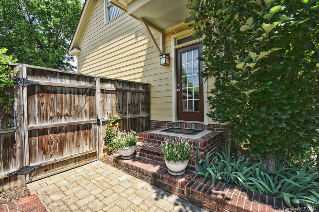 2300 Club Road Charlotte, NC 28205 - Photo 16 of 24 Gallery Image 16