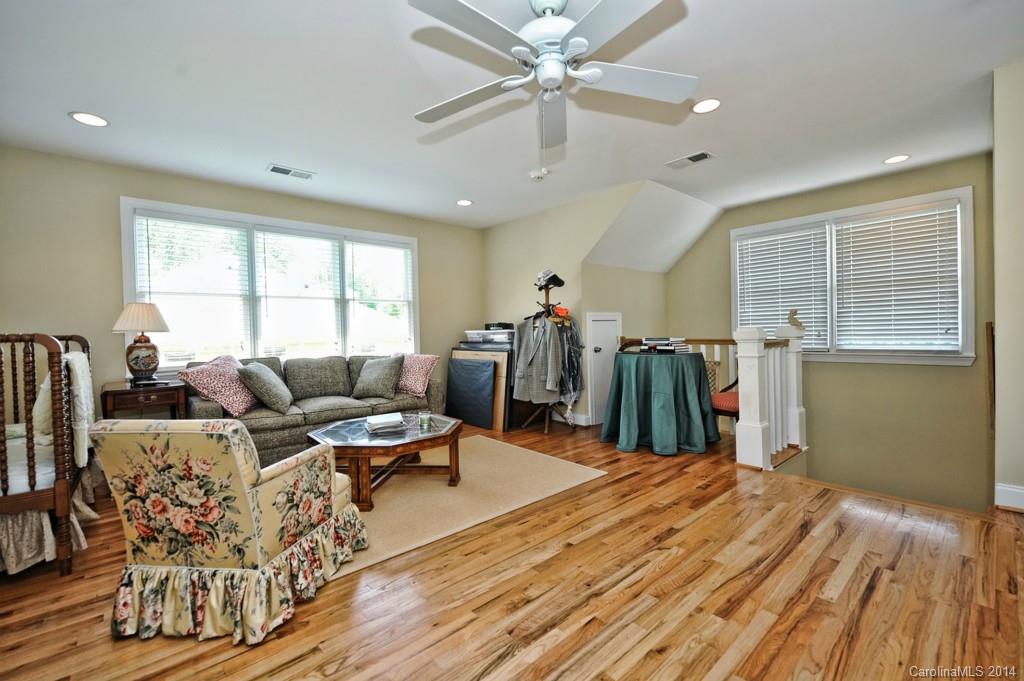 2300 Club Road Charlotte, NC 28205 - Photo 18 of 24 Gallery Image 18