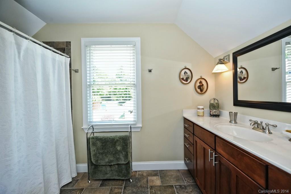 2300 Club Road Charlotte, NC 28205 - Photo 19 of 24 Gallery Image 19