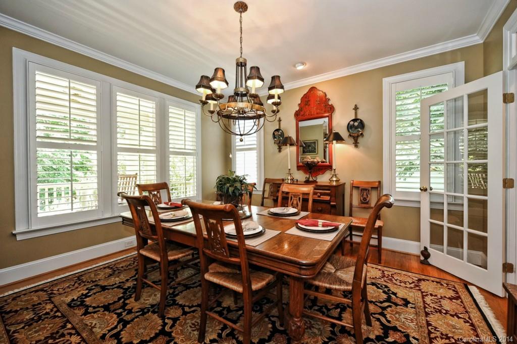 2300 Club Road Charlotte, NC 28205 - Photo 6 of 24 Gallery Image 6