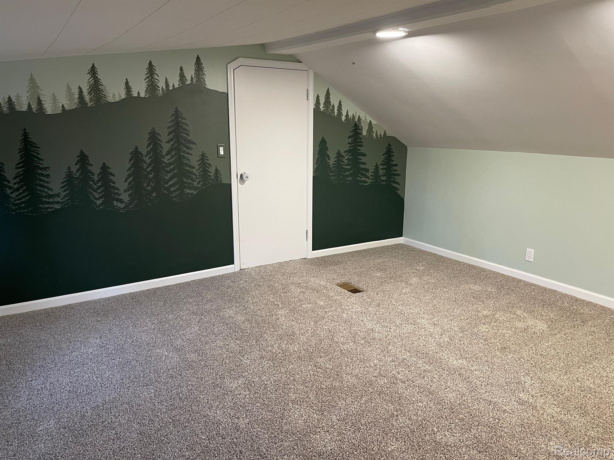 22530 Power Road Farmington, MI 48336 - Photo 22 of 27 Gallery Image 22