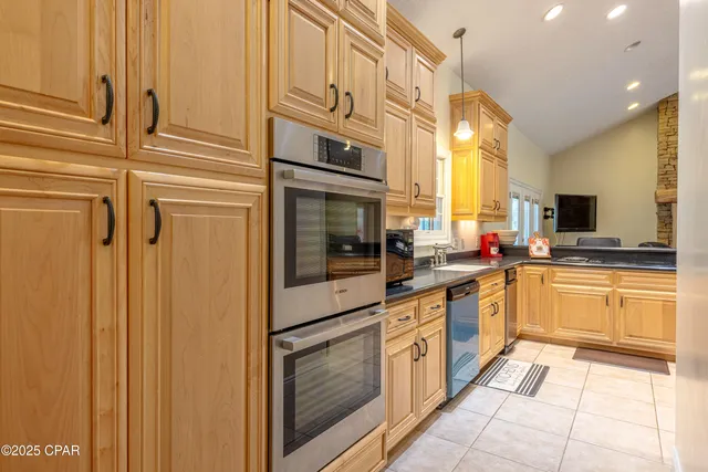 $825,000 | 4187 Shell Landing Road, Vernon, FL 32462