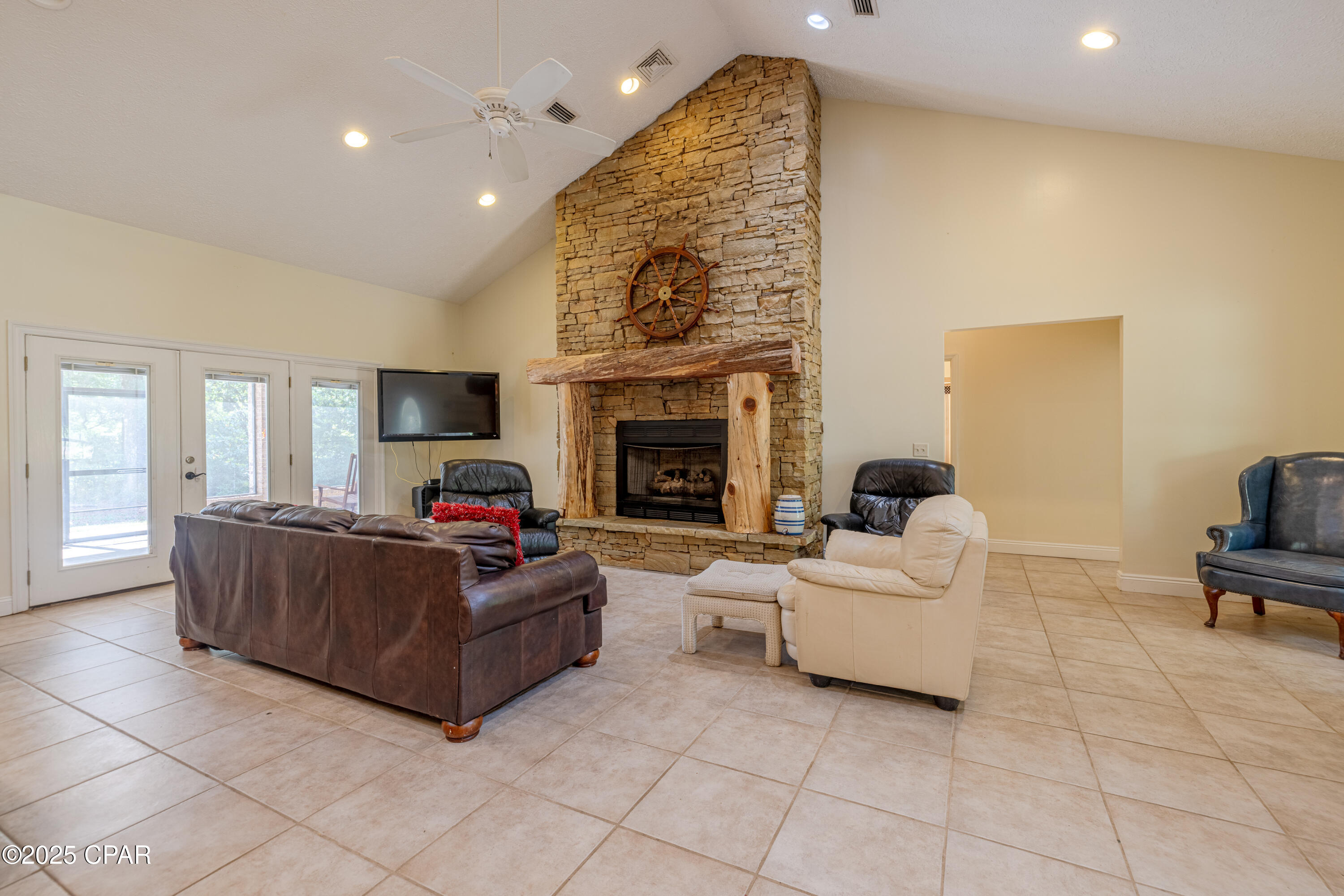 4187 Shell Landing Road Vernon, FL 32462 - Photo 2 of 54