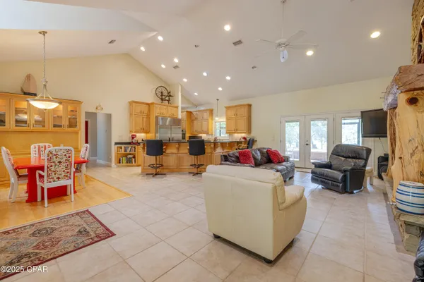 $799,000 | 4187 Shell Landing Road, Vernon, FL 32462