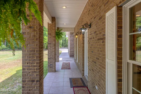 $799,000 | 4187 Shell Landing Road, Vernon, FL 32462