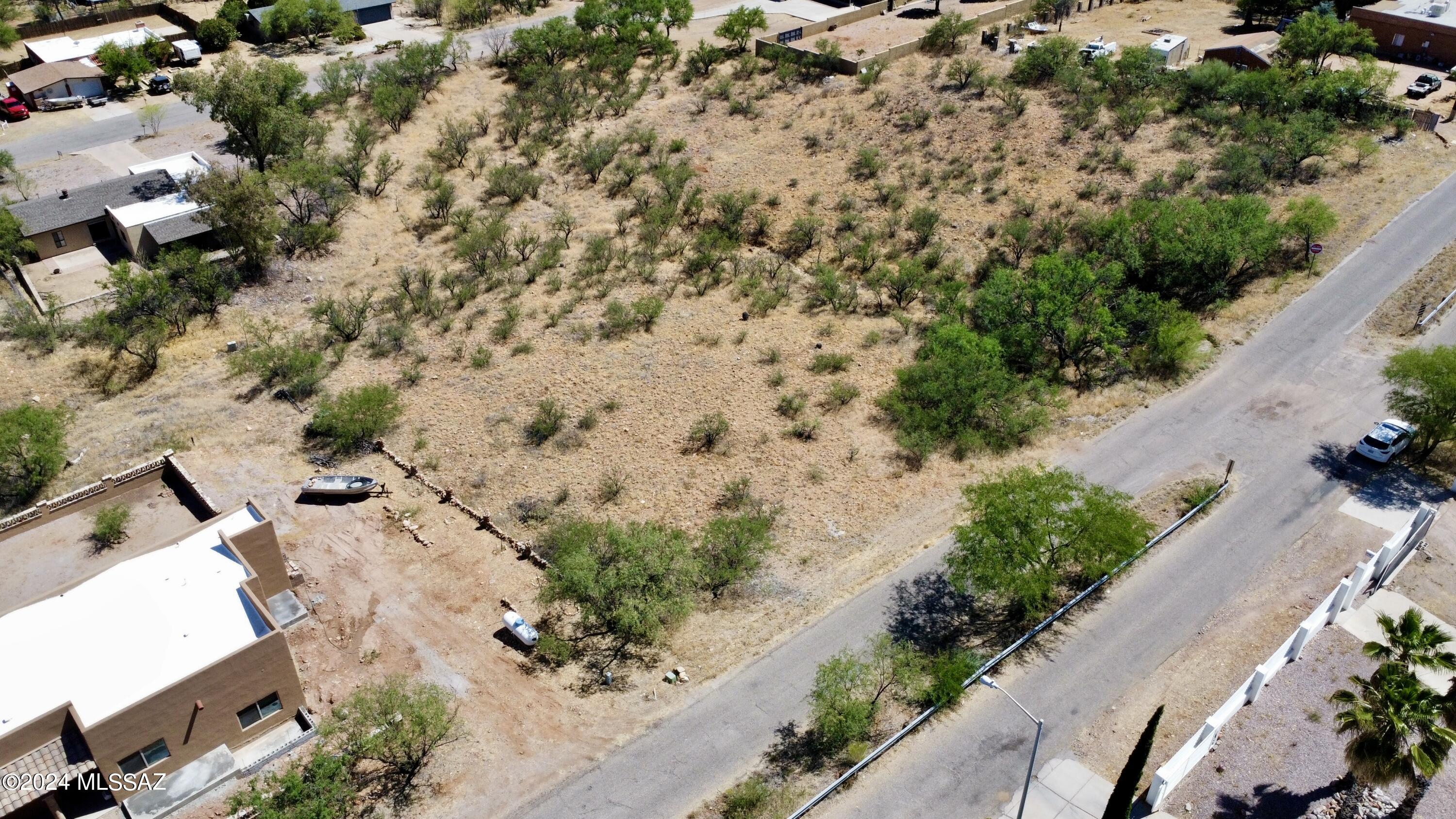 407 Wrightson Street, Unit 14 Rio Rico, AZ 85648 - Photo 4 of 7