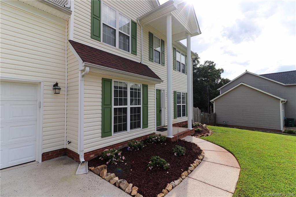 1150 Slate Ridge Road Matthews, NC 28104 - Photo 2 of 39 Gallery Image 2