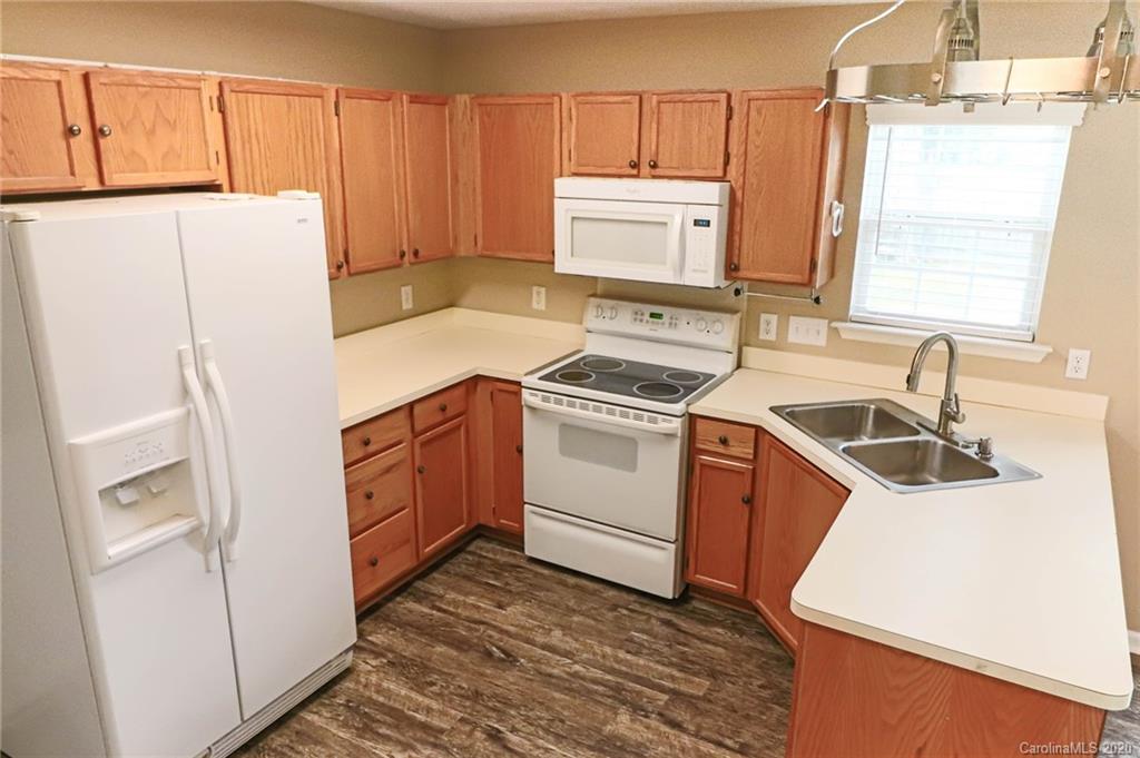 1150 Slate Ridge Road Matthews, NC 28104 - Photo 12 of 39 Gallery Image 12