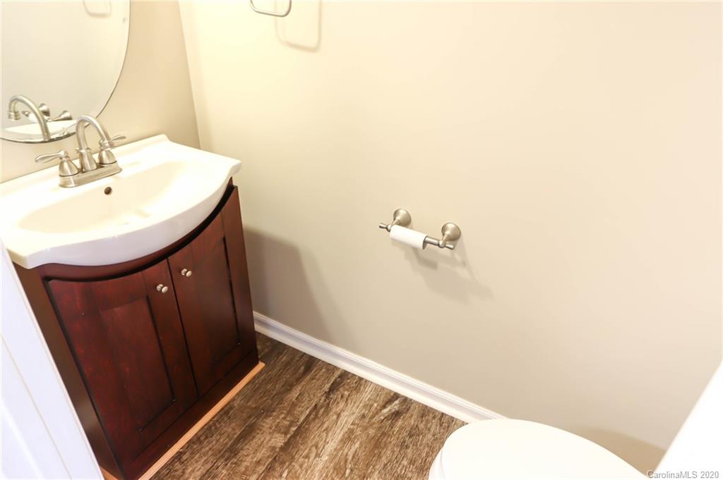 1150 Slate Ridge Road Matthews, NC 28104 - Photo 14 of 39 Gallery Image 14